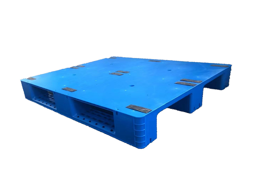 BH1311 Solid 3-Runner